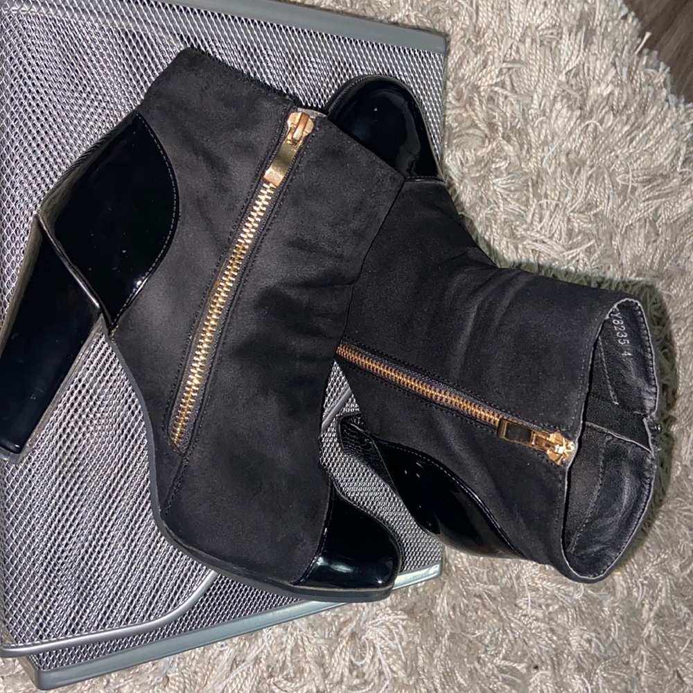 Black Booties
